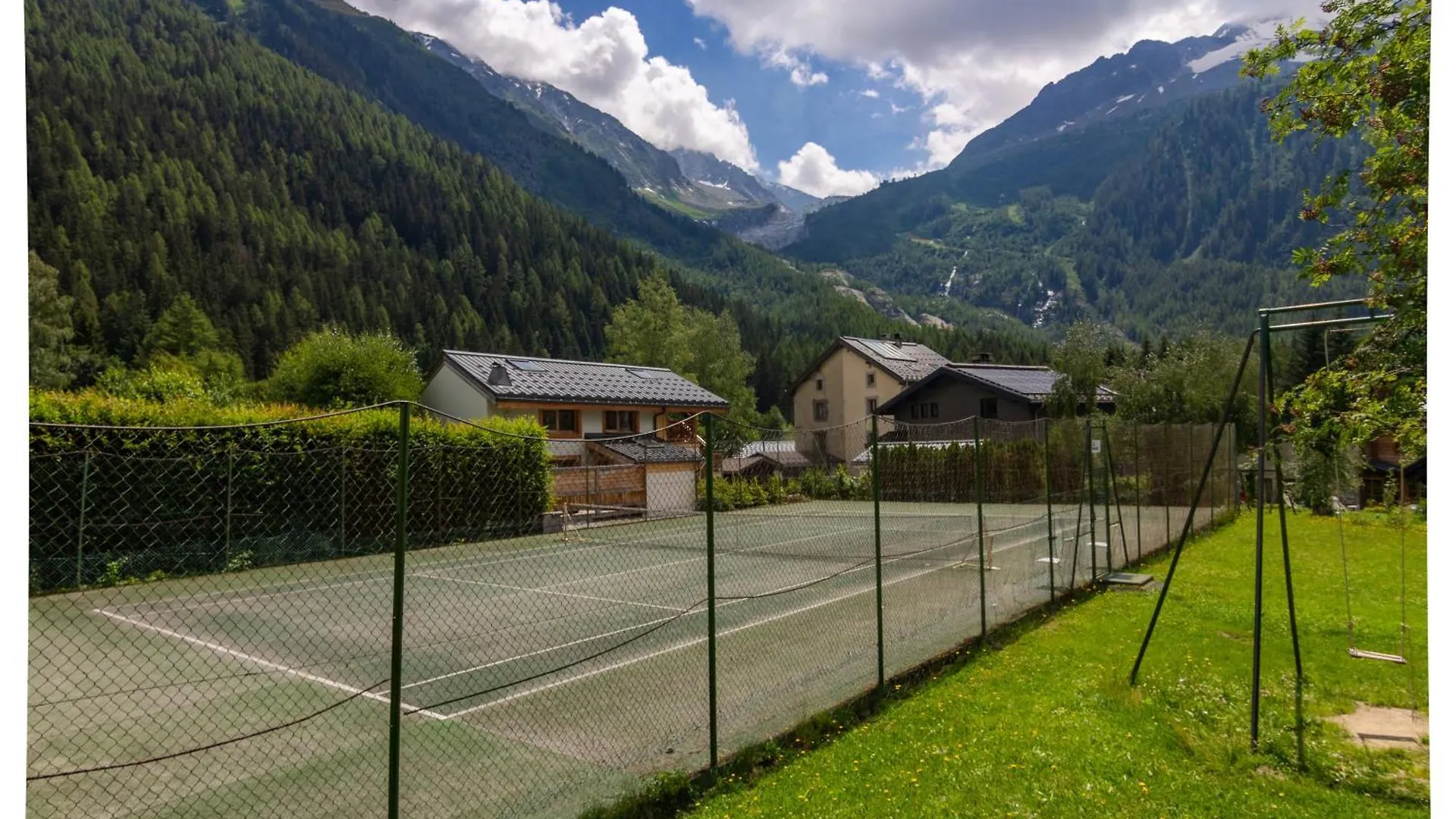 Residence Le Chardonnet G - Happy Rentals Chamonix Apartment